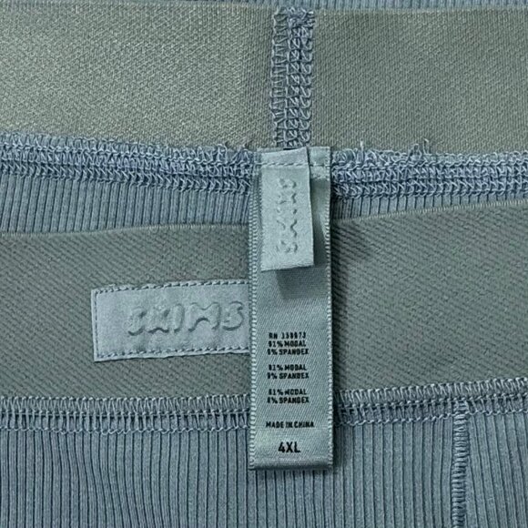 SKIMS Soft Lounge Boxer Short NEW Arctic 4X - Picture 7 of 10